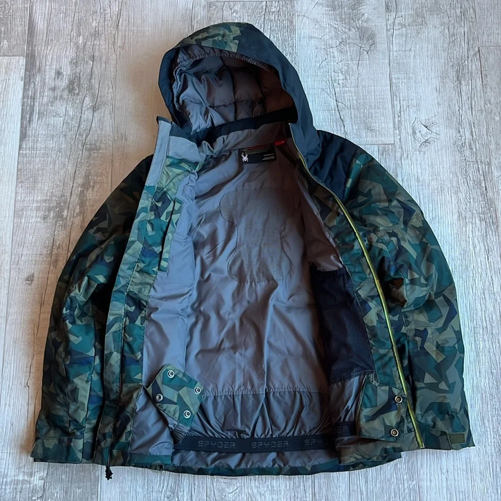 Spyder Clutch Ski‎ Jacket Camo Size 20